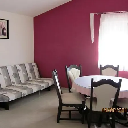 In Rogoznica With Terrace, Air Conditioning, Wi-fi