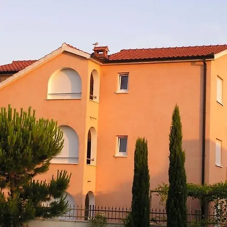 In Rogoznica With Terrace, Air Conditioning, Wi-fi Rogoznica (Sibenik-Knin)